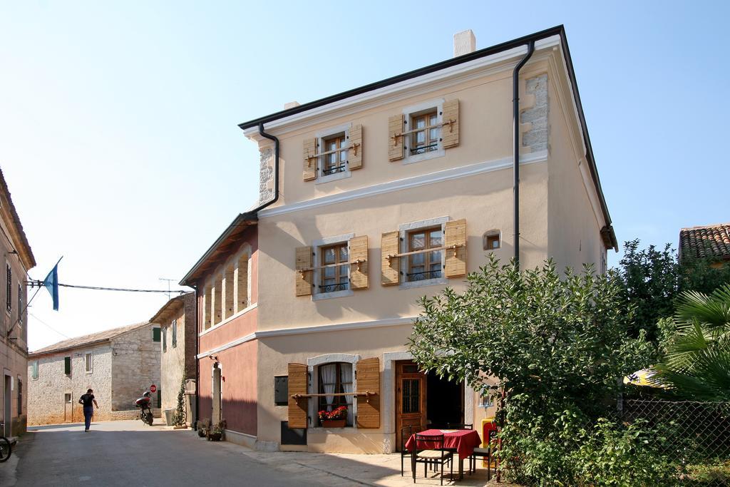 Kastel Kastelir Panzió Kültér fotó